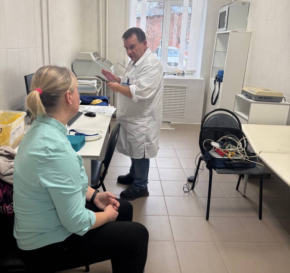 Жители деревни Федюково проверили свое здоровье с помощью мобильного пункта Жители деревни Федюково проверили свое здоровье с помощью мобильного пункта