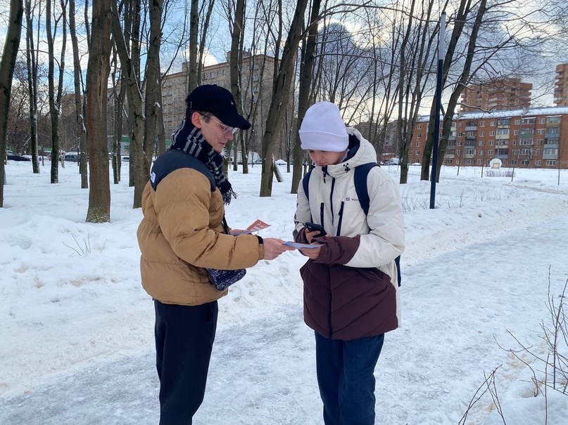 Прохожим еще раз напомнили о безопасности на дороге