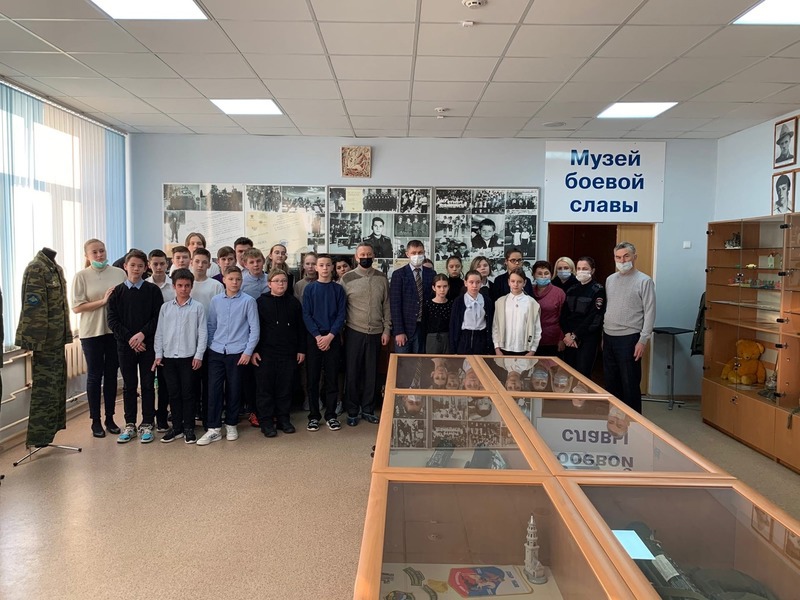 В Подольске полицейские и общественники провели акцию в День Героев Отечества