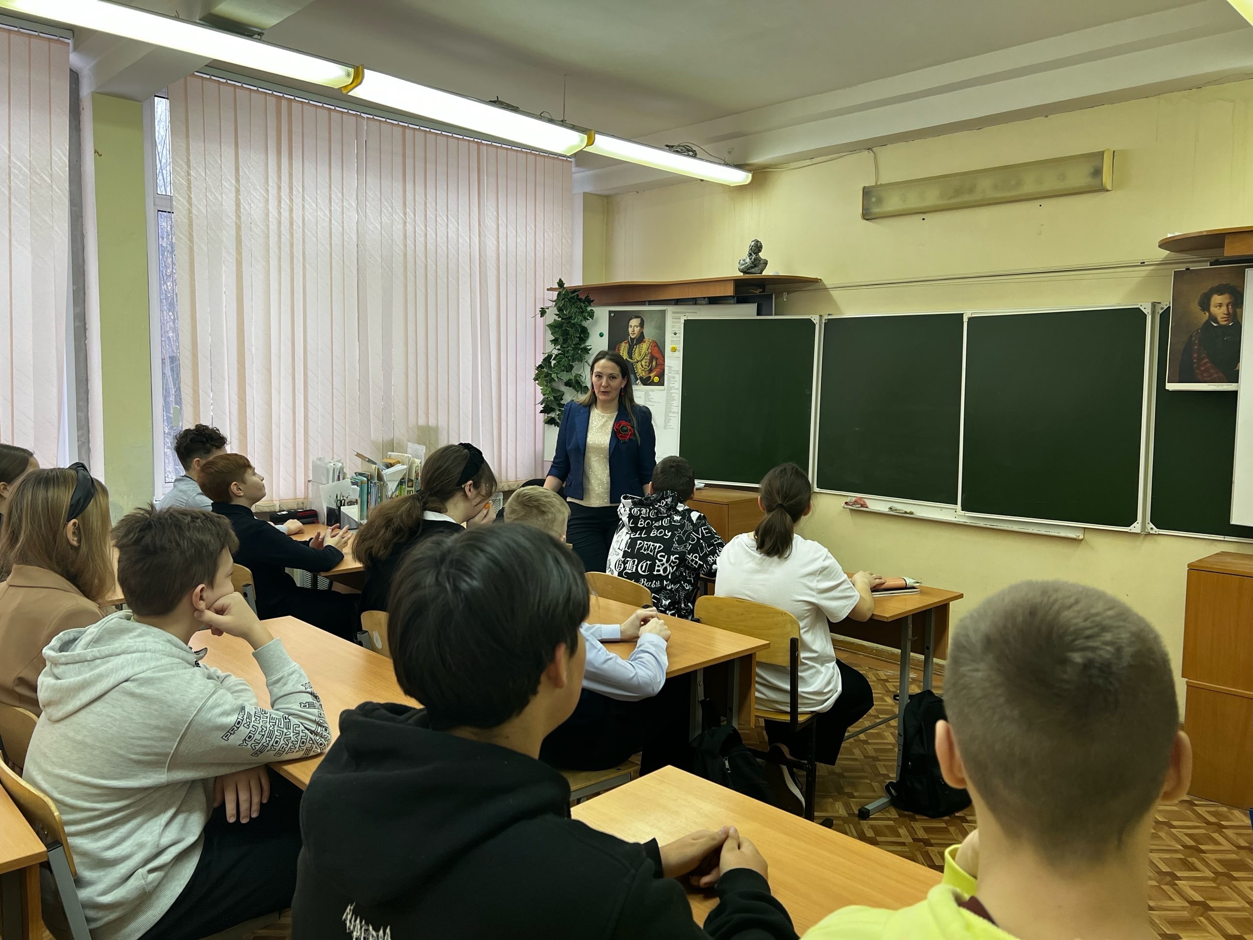 В средней школе № 12 Подольска состоялся единый день профилактики В средней школе № 12 Подольска состоялся единый день профилактики