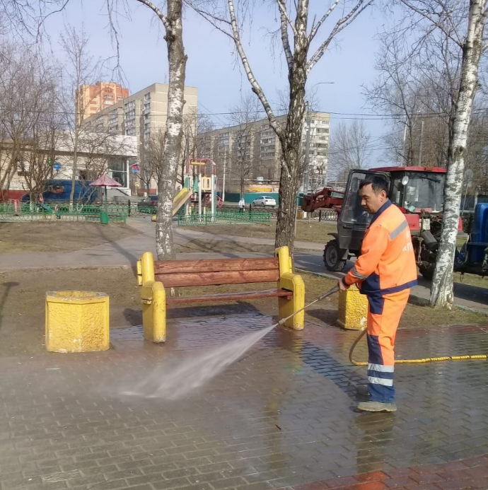 В скверах станет чище