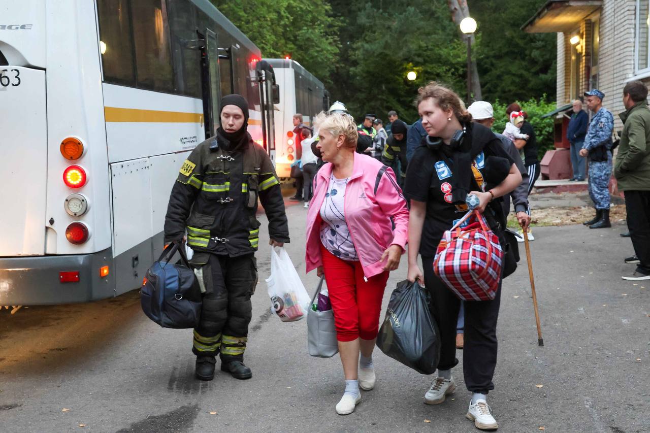 Почти сто эвакуированных жителей Курской области разместили в ДЮОЦ «Мечта» в Подольске Почти сто эвакуированных жителей Курской области разместили в ДЮОЦ «Мечта» в Подольске
