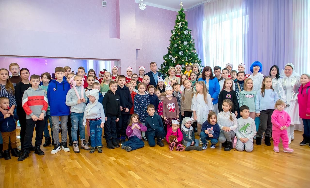 8 благотворительных новогодних представлений в Подольске посетят более 3 500 малышей 8 благотворительных новогодних представлений в Подольске посетят более 3 500 малышей