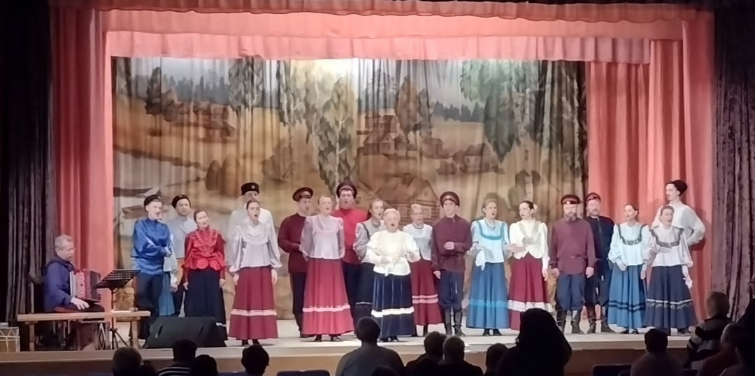 Казачьи песни прозвучали в ДК ЗиО Казачьи песни прозвучали в ДК ЗиО