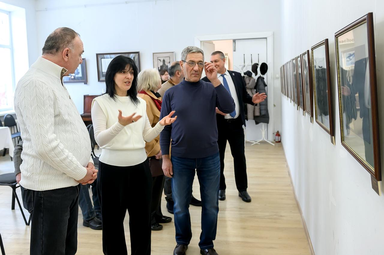 Выставка Игоря Бабаянца открылась в подольском Доме художника