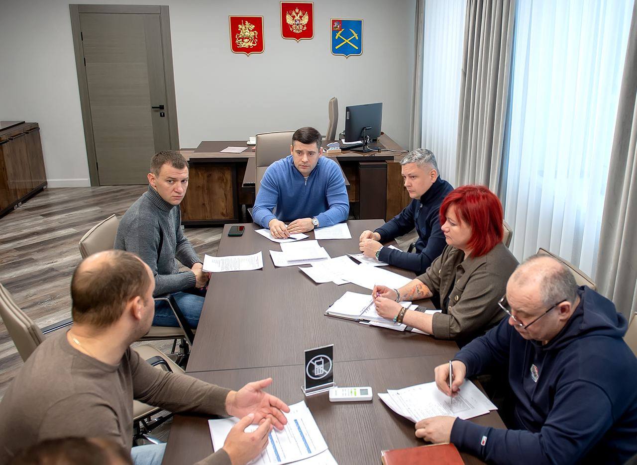 Оперативный штаб решает вопросы уборки снега