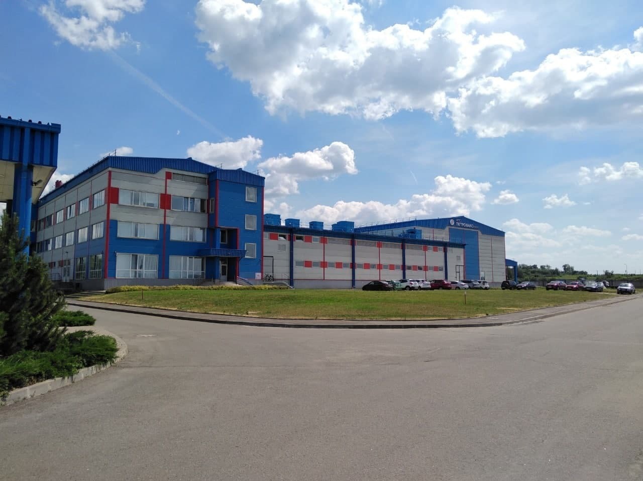 Разрешение на реконструкцию производственного корпуса фармацевтической компании в селе Покров выдало минжилполитики