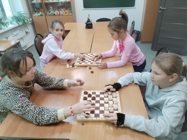 Источник: vk.com/public_dvmol