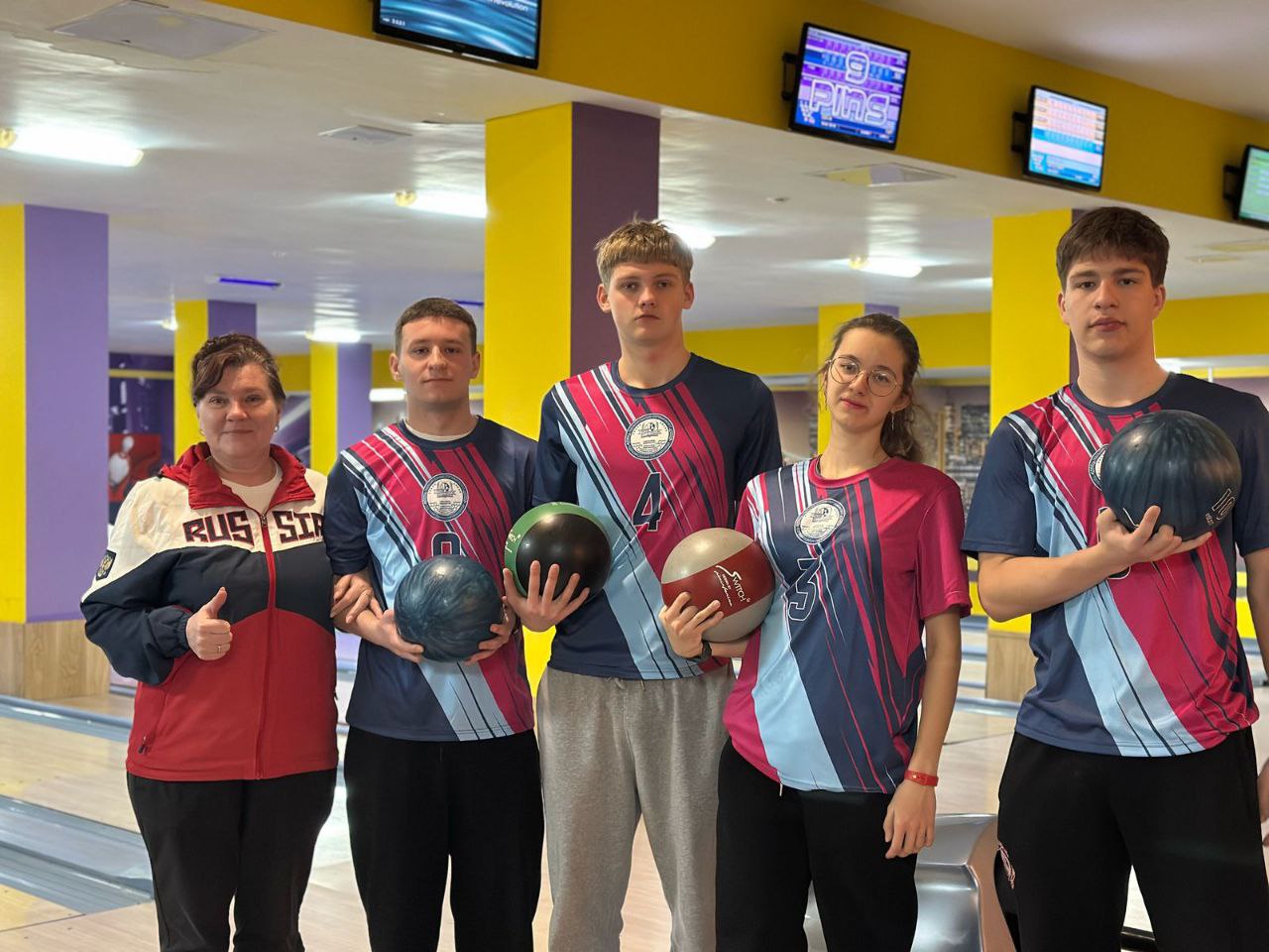 На универсиаде в Подольске определились лучшие команды по боулингу