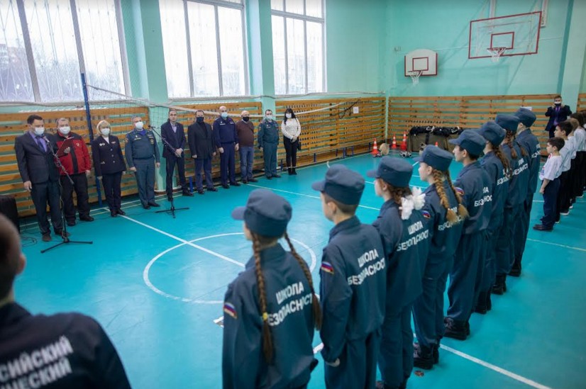 В Быковской школе Подольска состоялась презентация первой в Московской области мобильной группы «Школы безопасности»