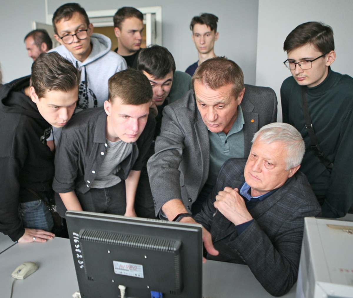 Подольский «ГИДРОПРЕСС» принял на работу 23 молодых специалиста в 2022 году