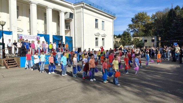 День поселка отметили в Молодежном День поселка отметили в Молодежном