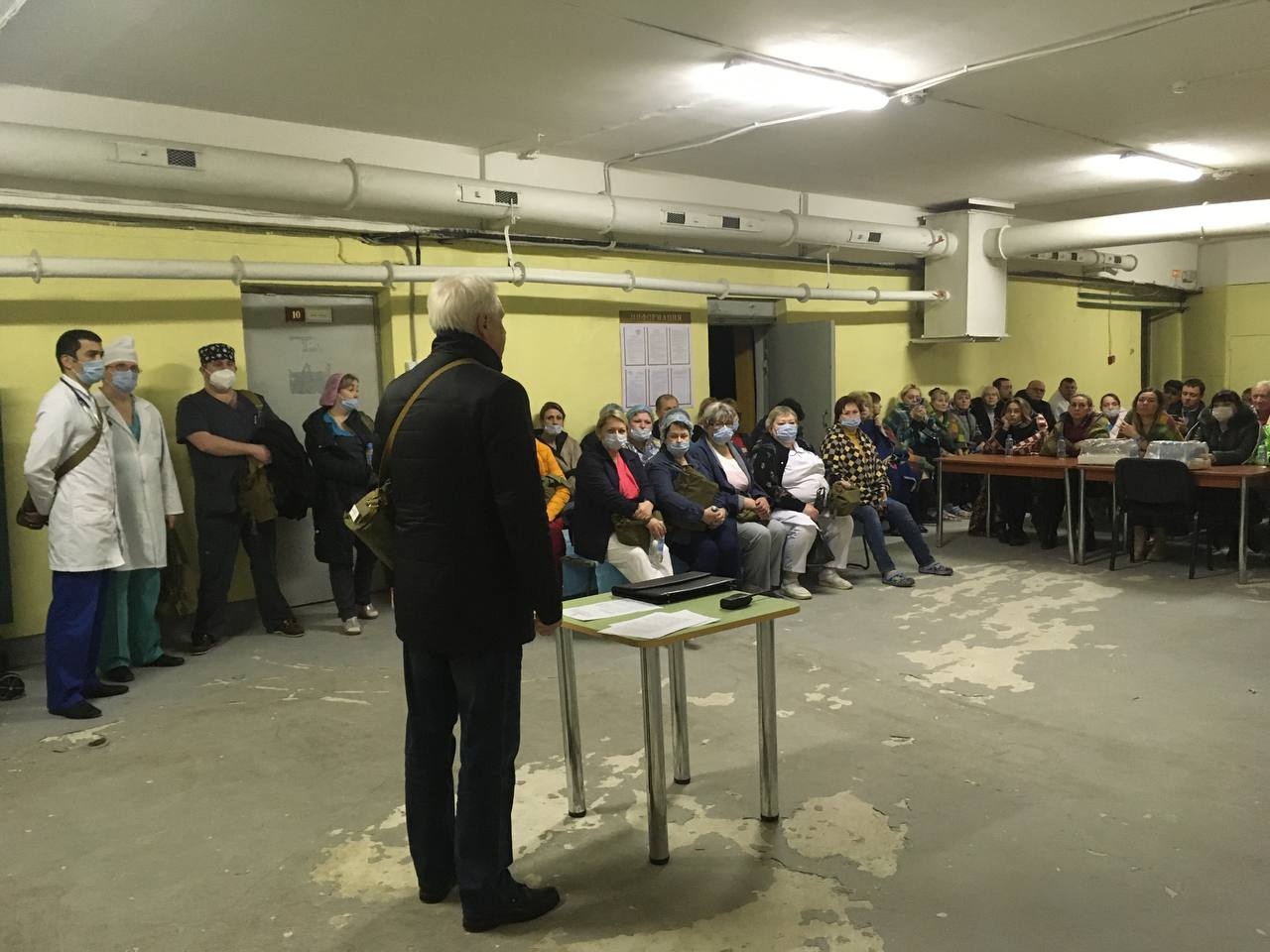 В Подольской ОКБ прошли учения в бомбоубежище