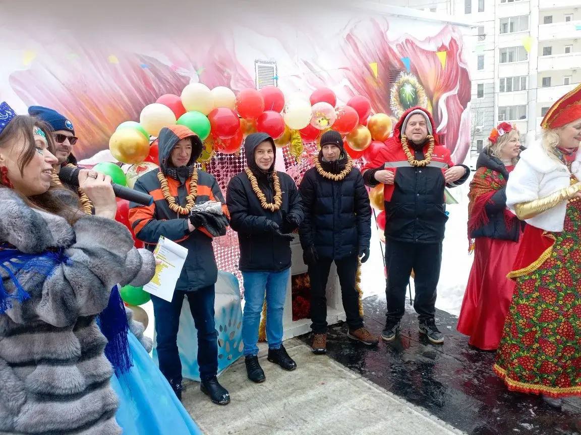 Масленицу празднуют и во дворах