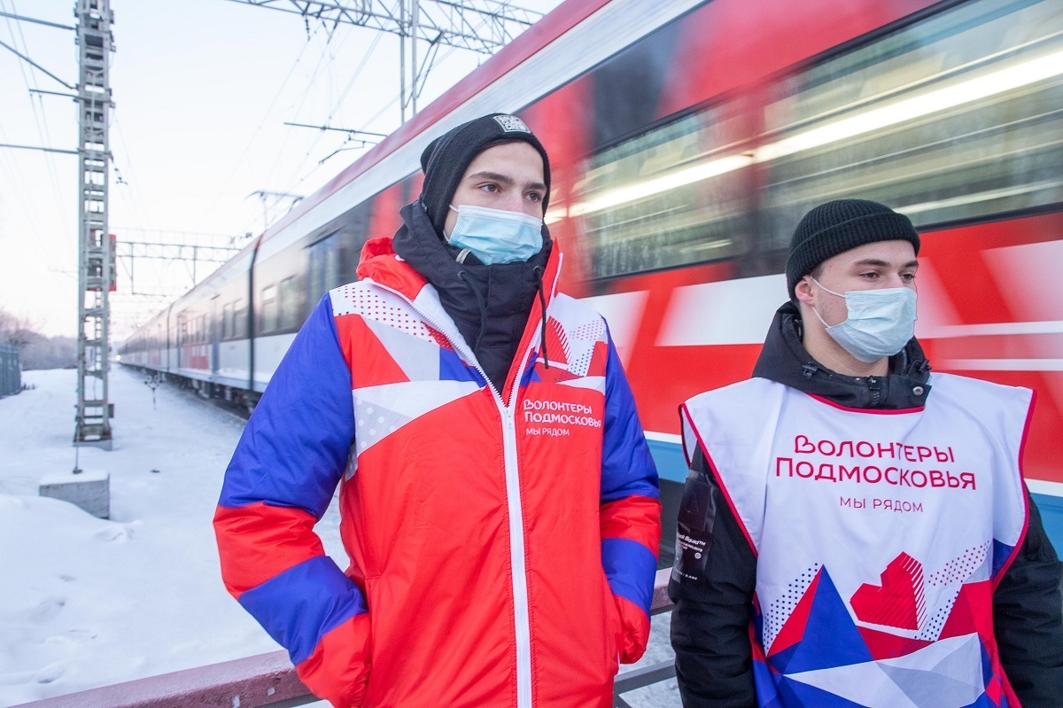 Рейд по предупреждению случаев несанкционированного нахождения на железнодорожных путях состоялся утром 2 февраля на станции Силикатная