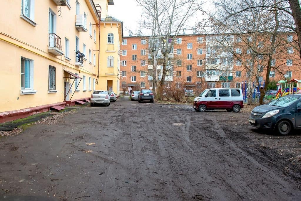 Комплексное благоустройство двух дворовых территорий будет проведено в 2022 году в микрорайоне Львовском