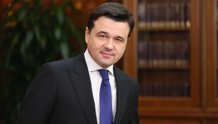 Губернатор Андрей Воробьев поздравил жителей с Праздником труда Подмосковья