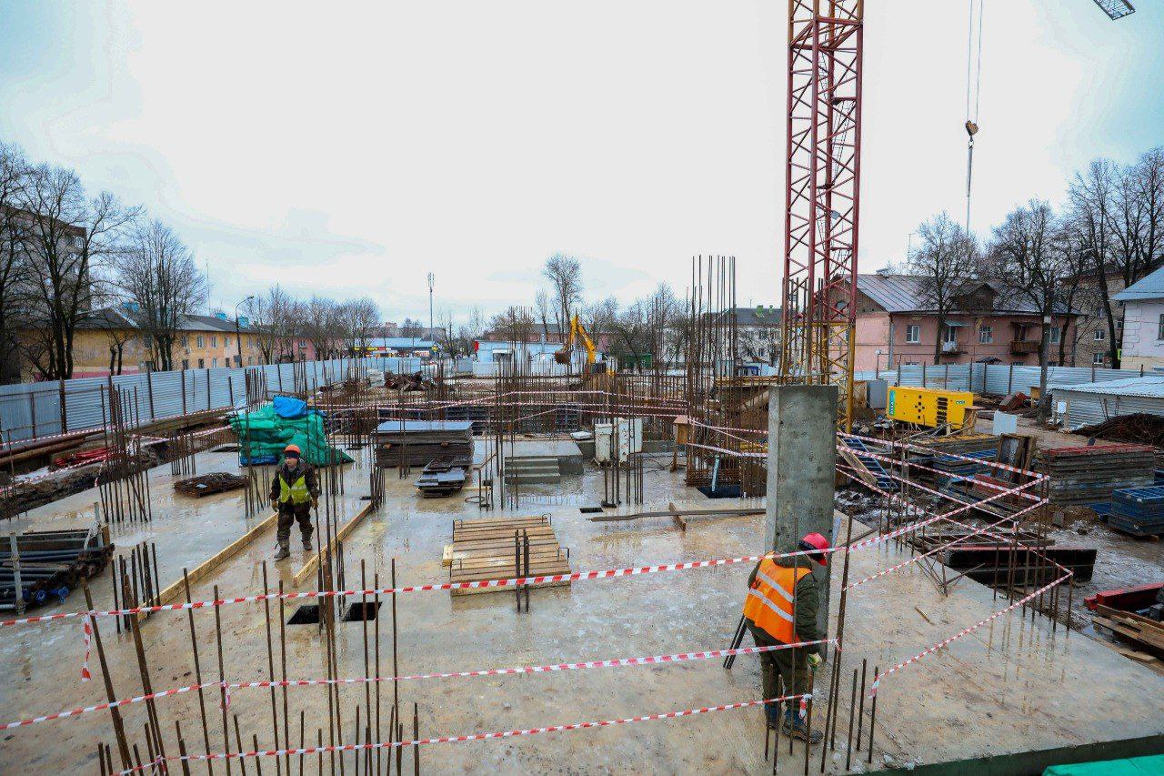 В Климовске строят дом для переселения из аварийного жилья