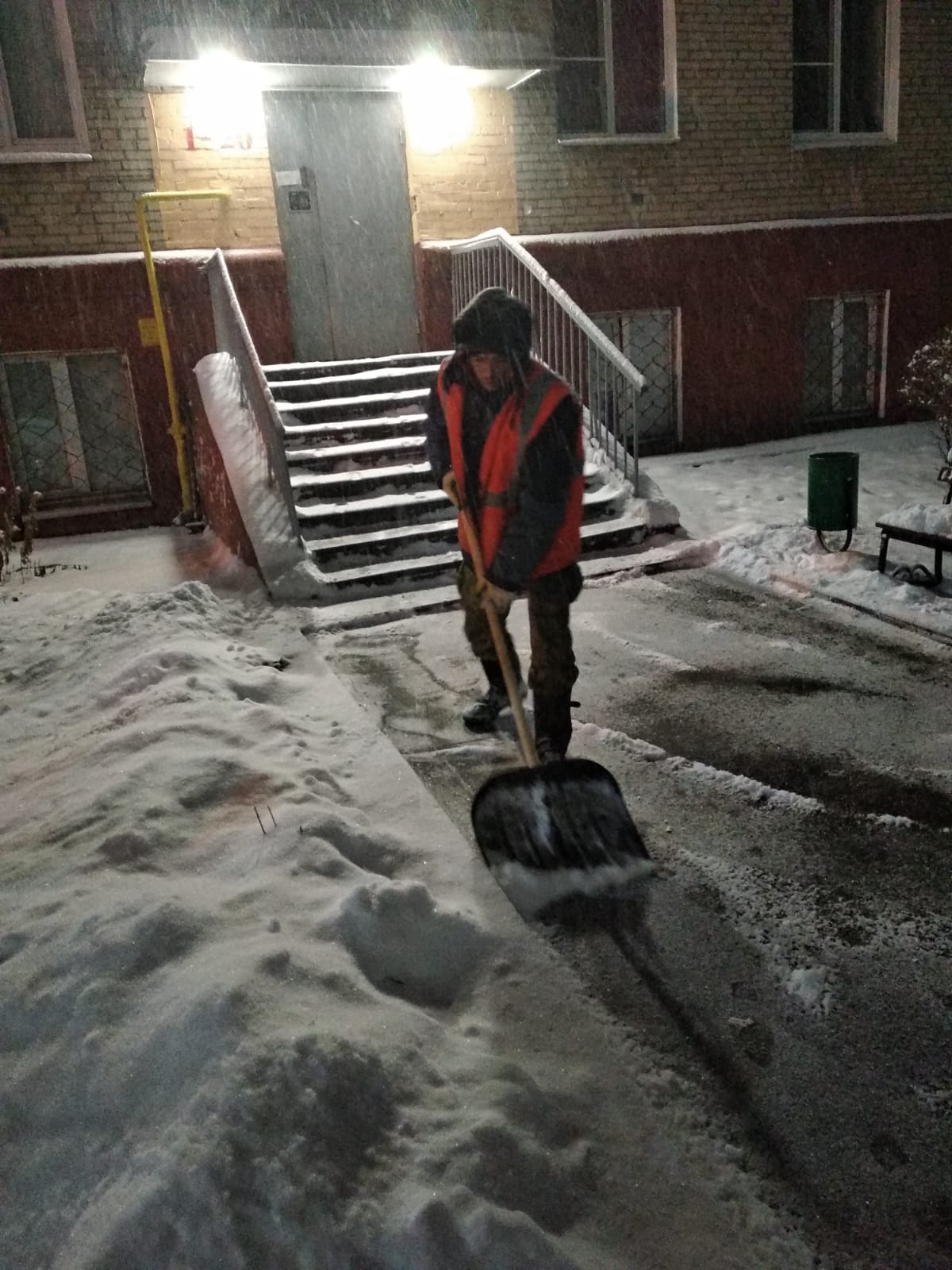 До конца дня в регионе может выпасть четверть месячной нормы осадков 