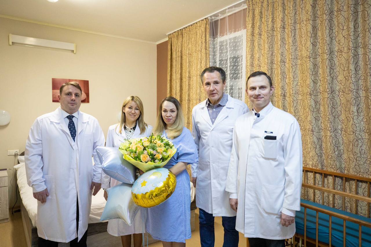 Глава Подольска навестил молодую маму из Белгородской области