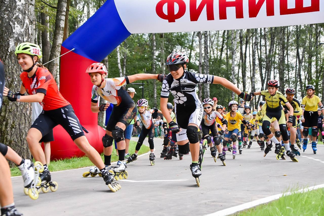Открытие лесопарка "Дубровицкий лес" стало настоящим праздником спорта