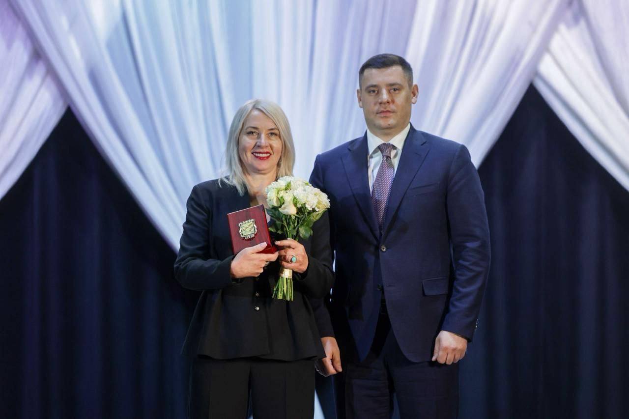 С профессиональным праздником поздравили в Подольске работников бытового обслуживания и ЖКХ С профессиональным праздником поздравили в Подольске работников бытового обслуживания и ЖКХ