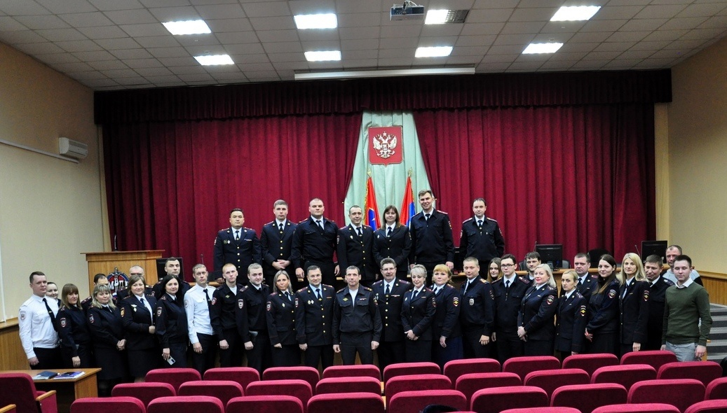 Подольских участковых поздравили с профессиональным праздником