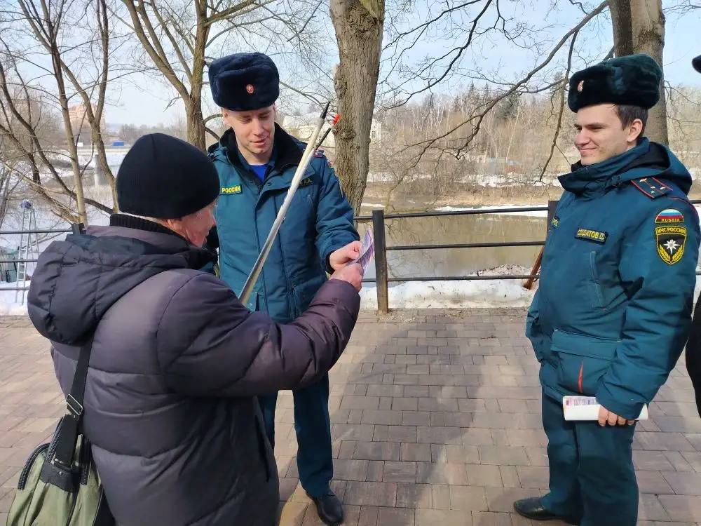 Об опасностях тонкого льда на водоемах напомнили в Подольске 