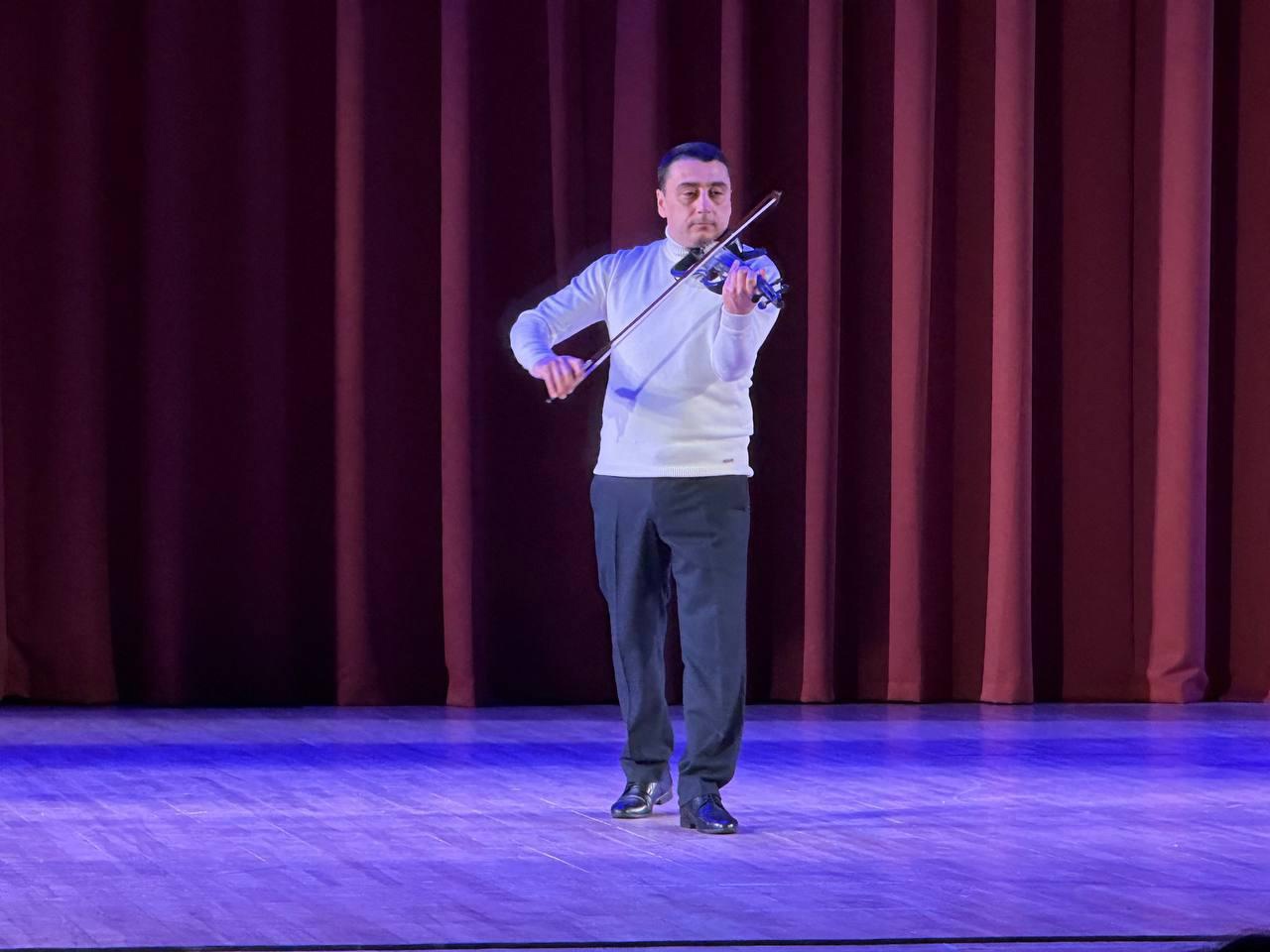 Скрипач-виртуоз выступил в СДК "Быково" в Подольске