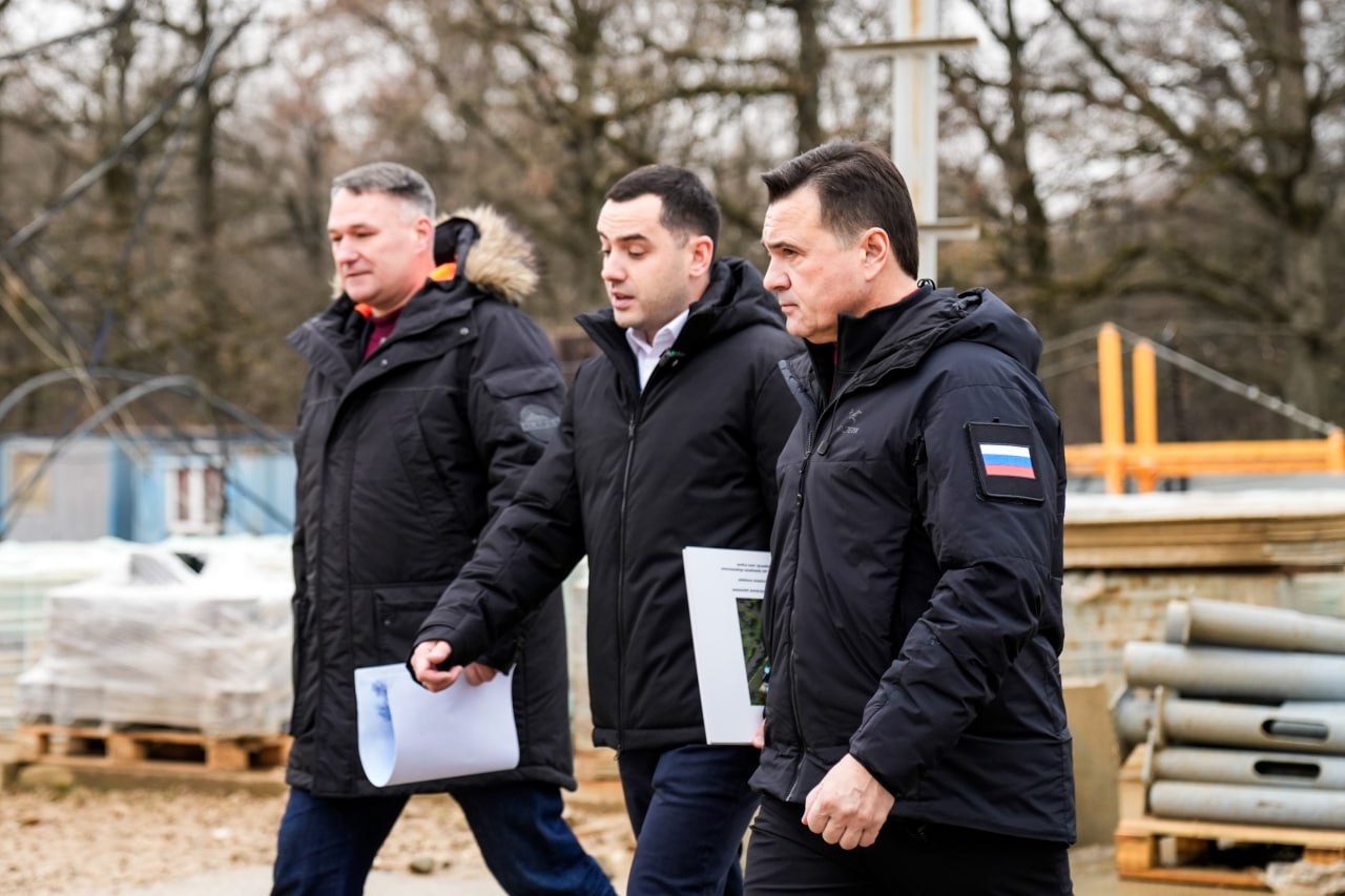 На стройплощадке школы в Климовске побывал губернатор Воробьев