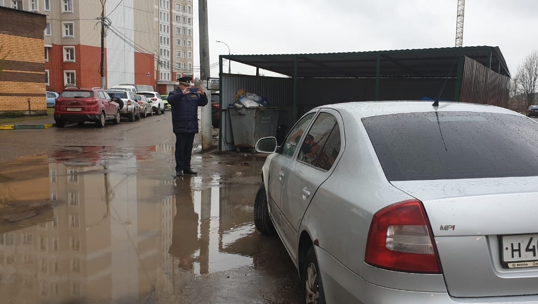 В Подольске Госадмтехнадзор пресек 26 случаев препятствия вывозу мусора автомобилями