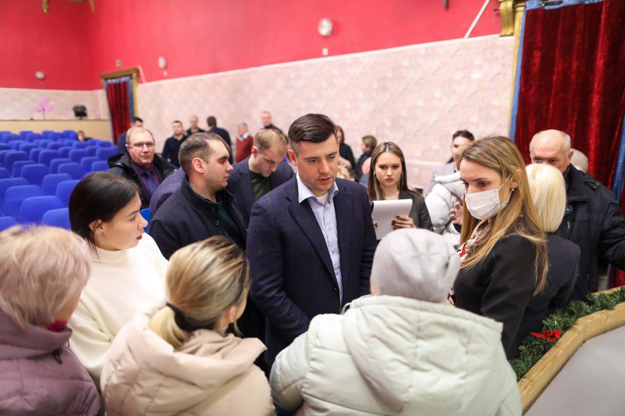 Григорий Артамонов провел очередную встречу с жителями