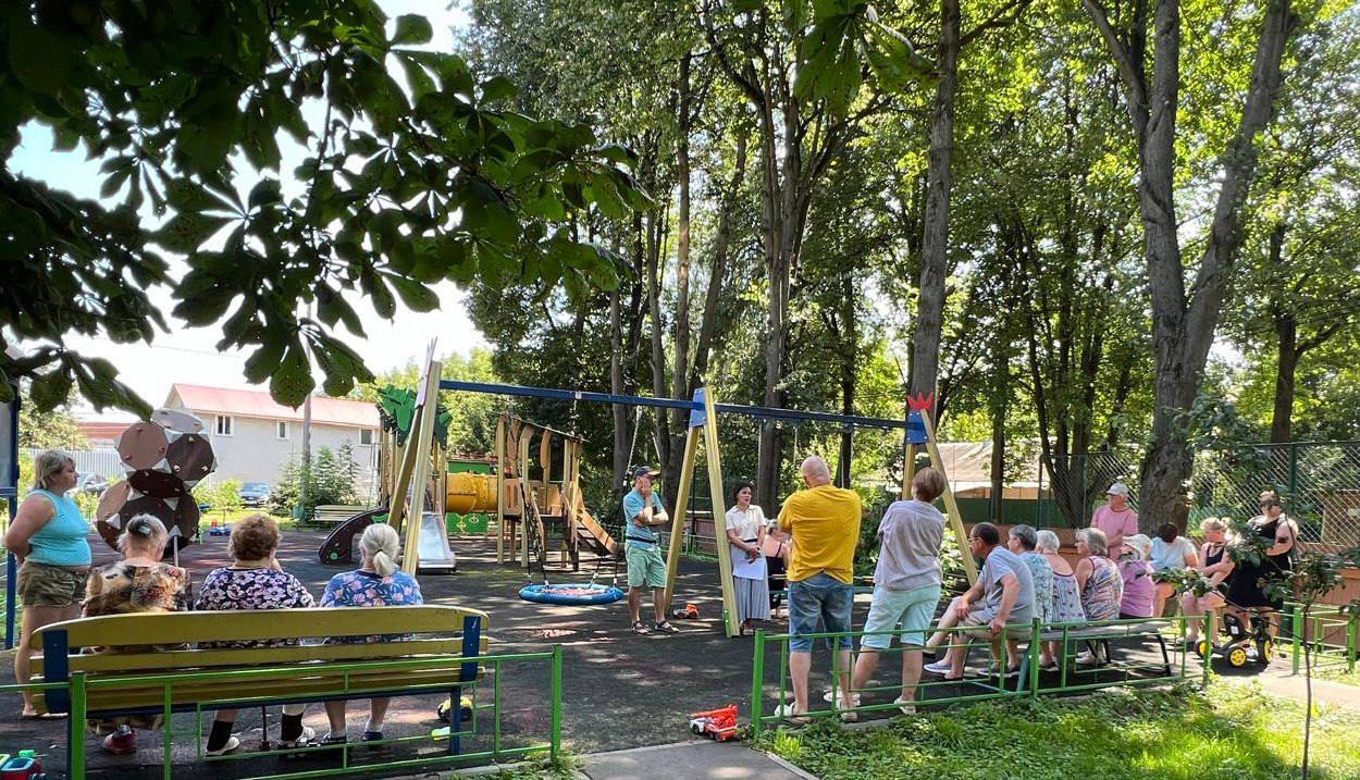 В Бяконтове и поселке Стрелковской фабрики избрали старост