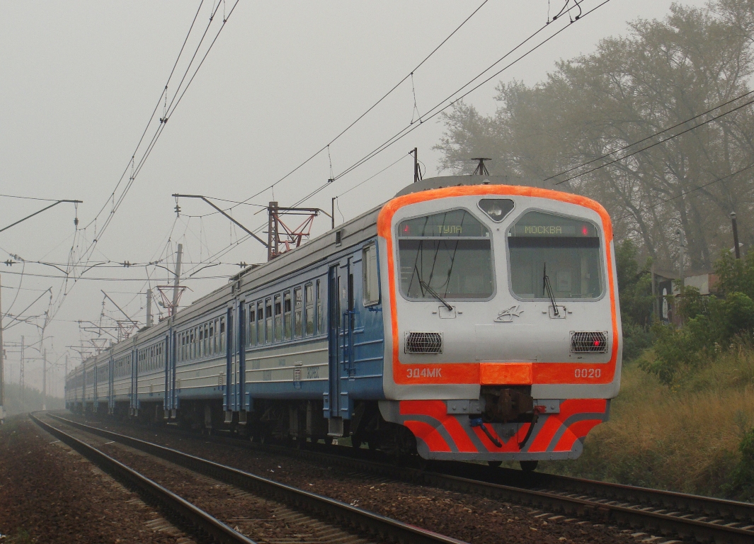 О движении электропоездов в праздничные дни