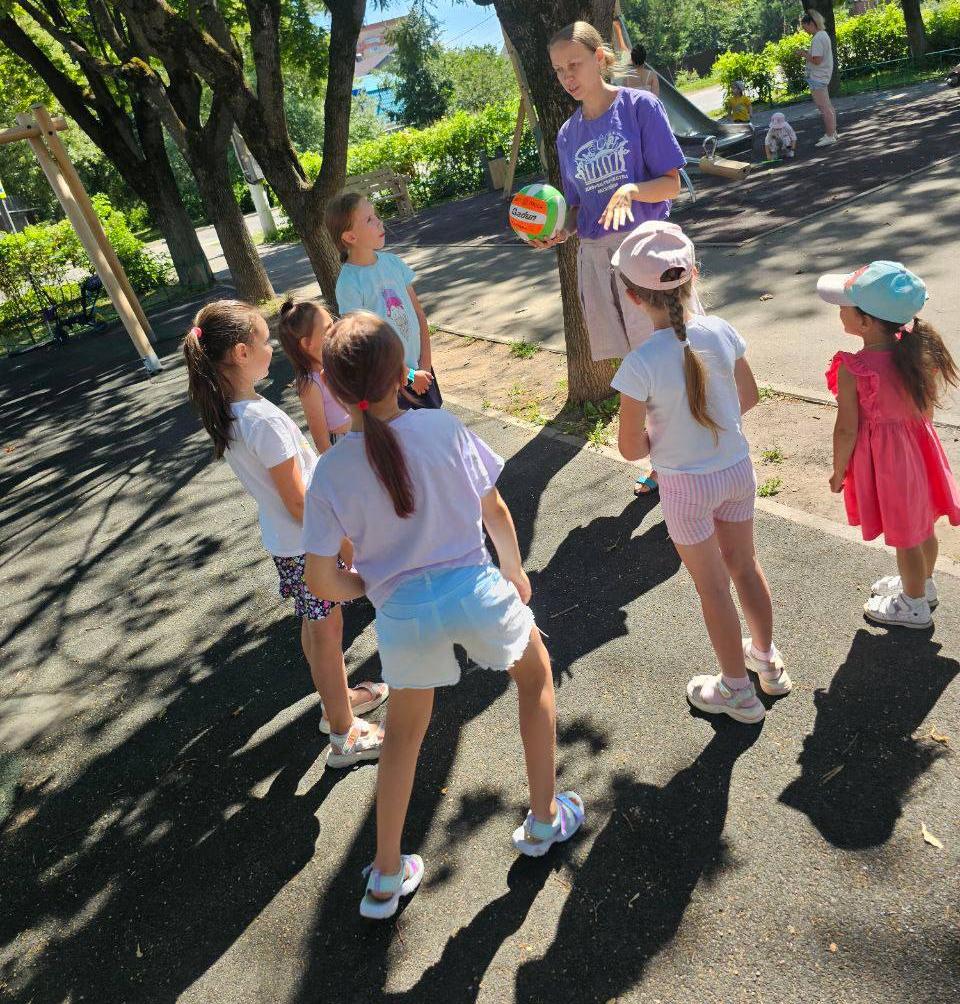 Во Дворце творчества молодёжи провели игровую программу для детей