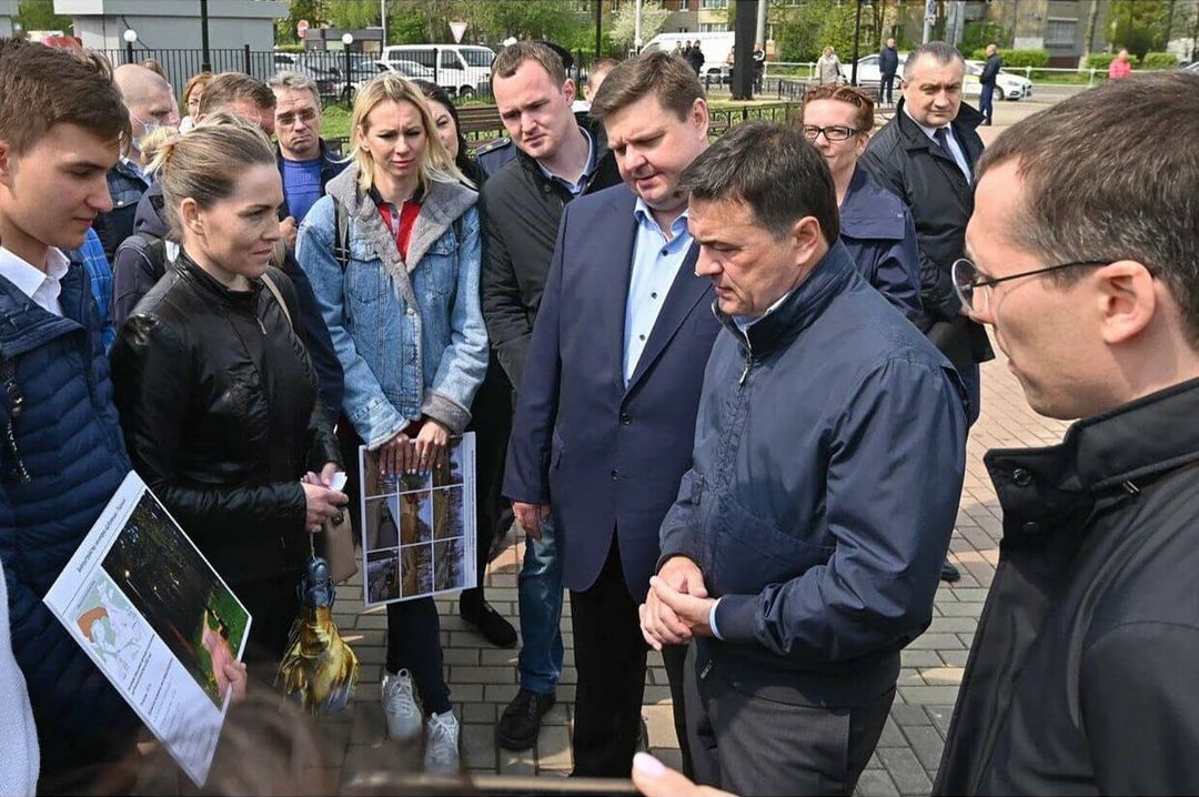 Благоустройство парков обсудил с подольчанами губернатор Благоустройство парков обсудил с подольчанами губернатор