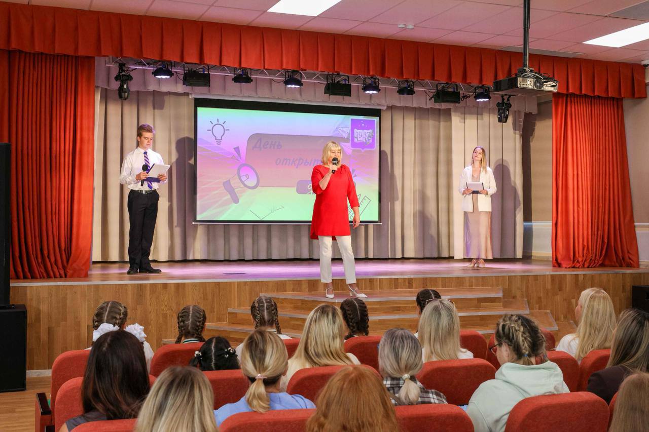 В обновленном корпусе гимназии провели день открытых дверей