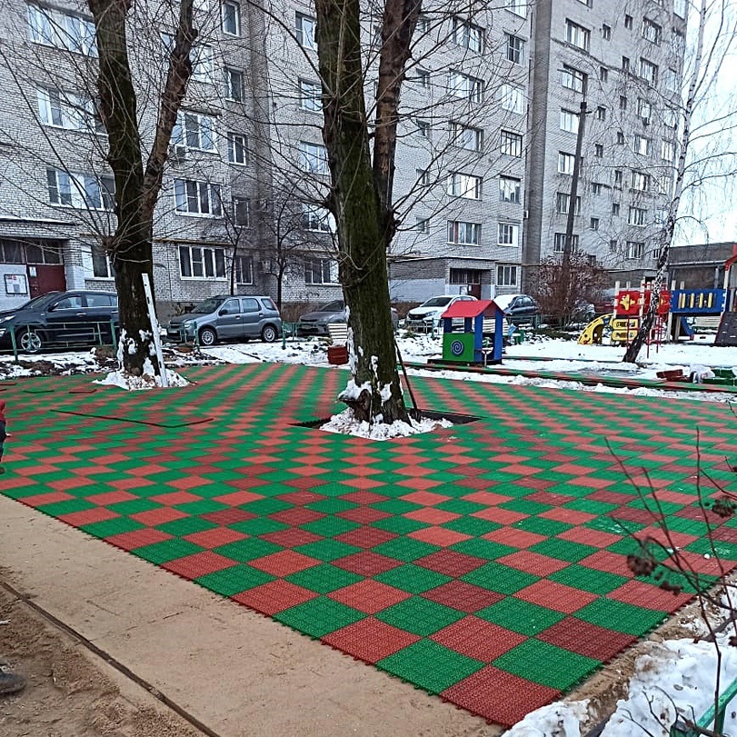Сроки сдачи детских площадок по программе инициативного бюджетирования на контроле у депутатов