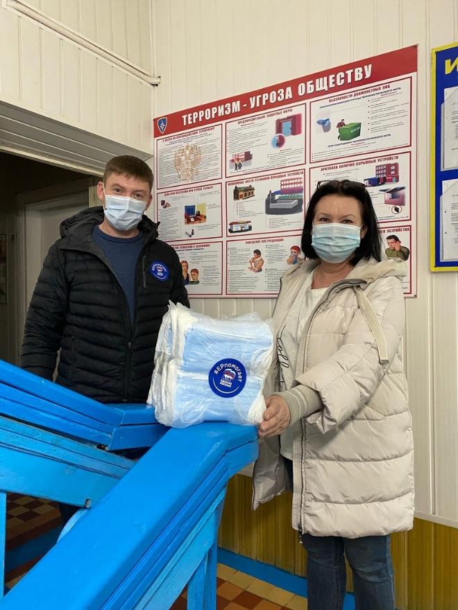 Детскому сад на Колхозной помогает депутат
