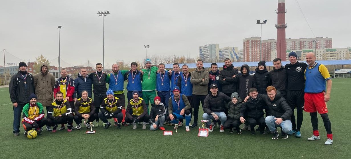  В СК «Труд» прошёл турнир по футболу среди спортсменов с нарушением слуха.