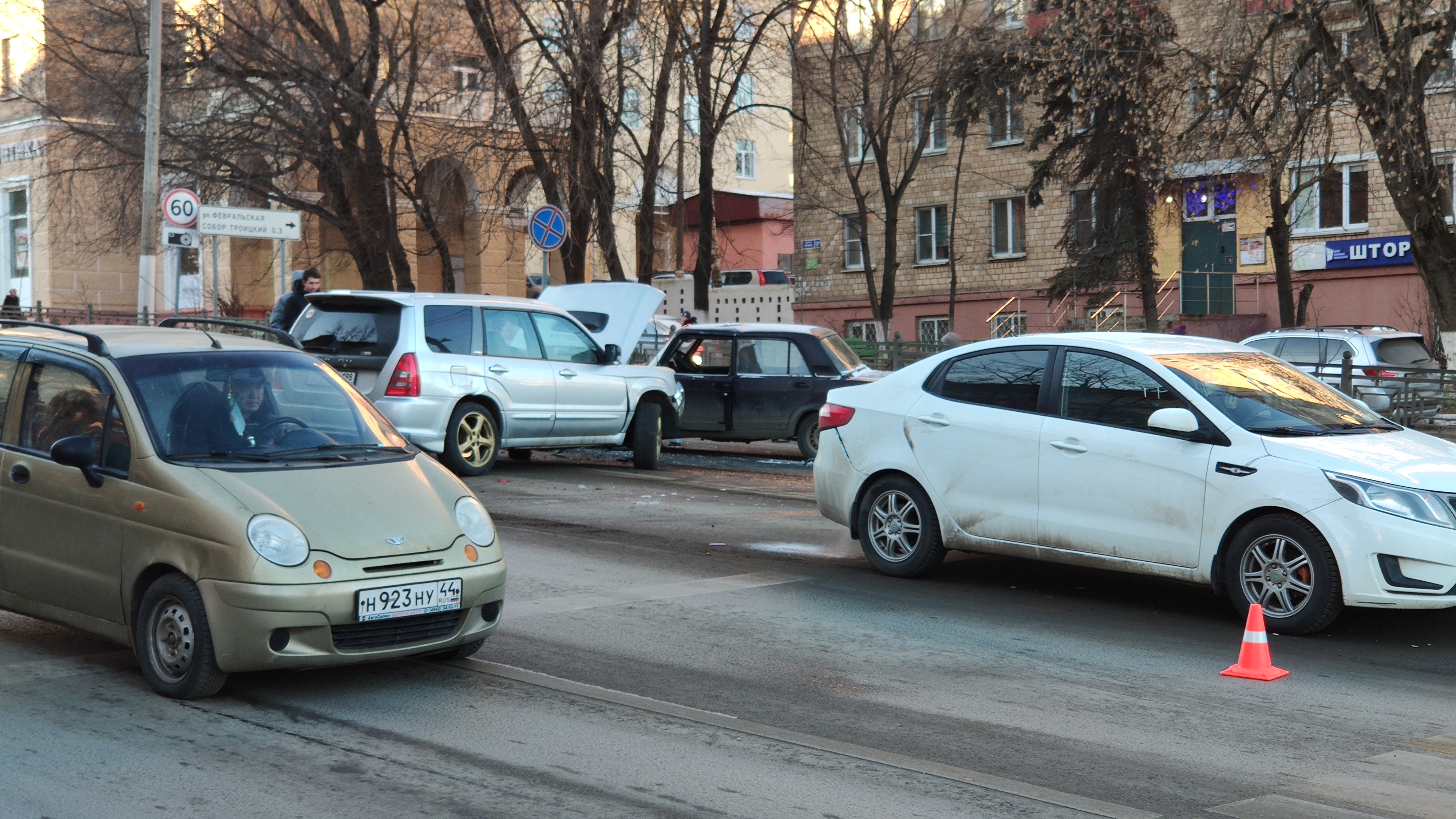 ДТП у дома 150а по проспекту Ленина стало причиной большой пробки