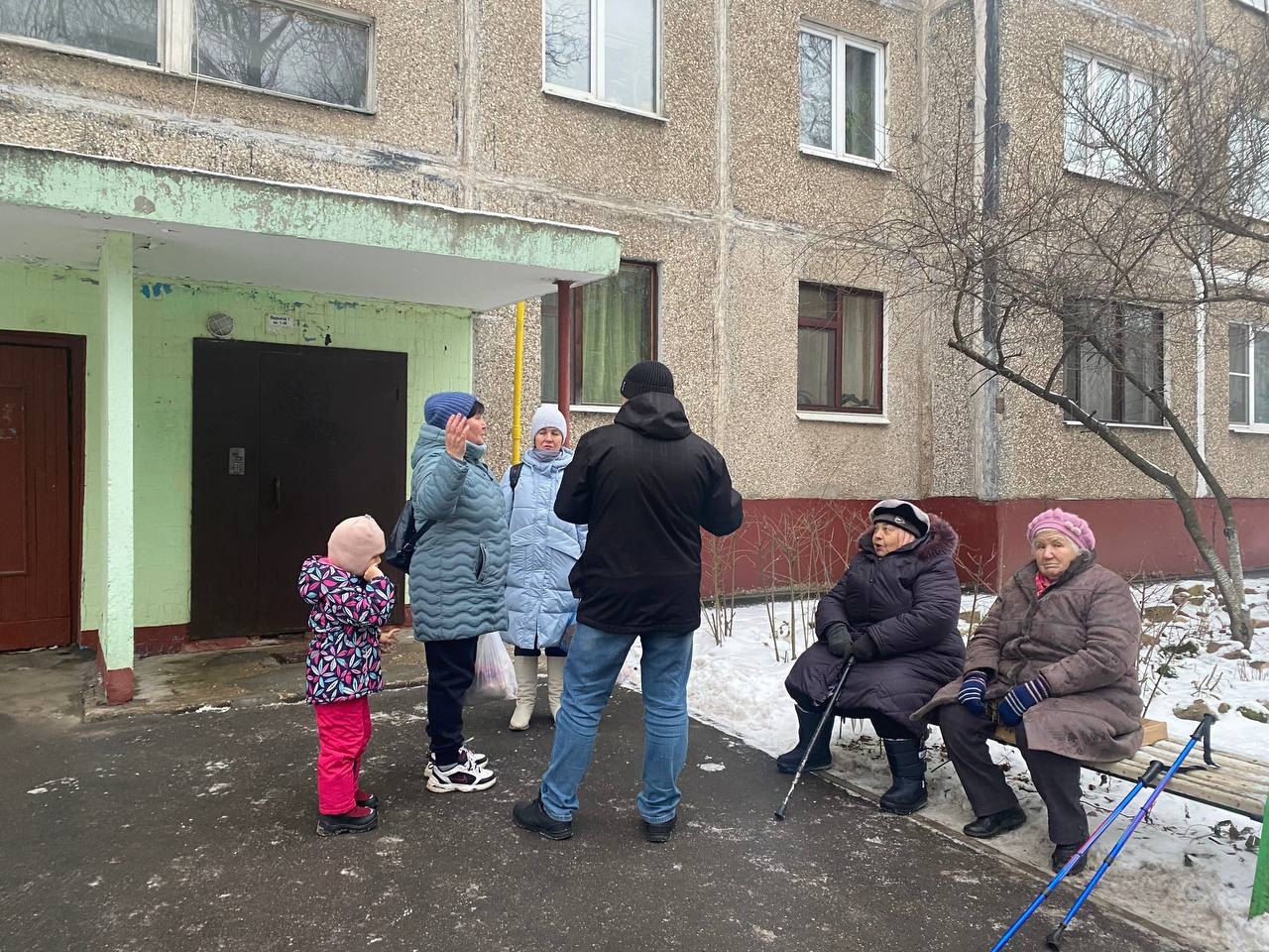 Встреча с жителями дома № 25 по улице Ульяновых