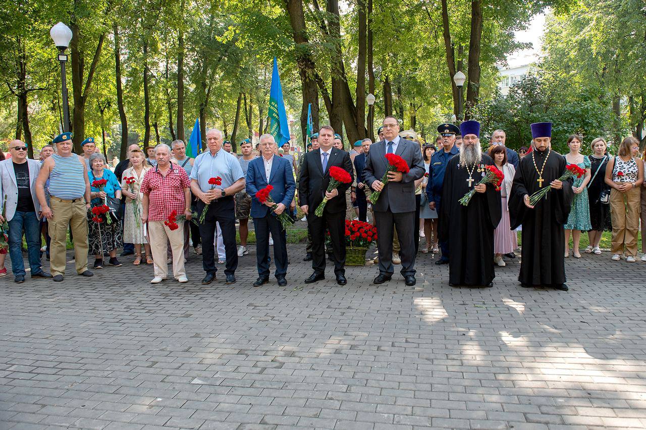 В Подольске почтили память земляков-десантников 