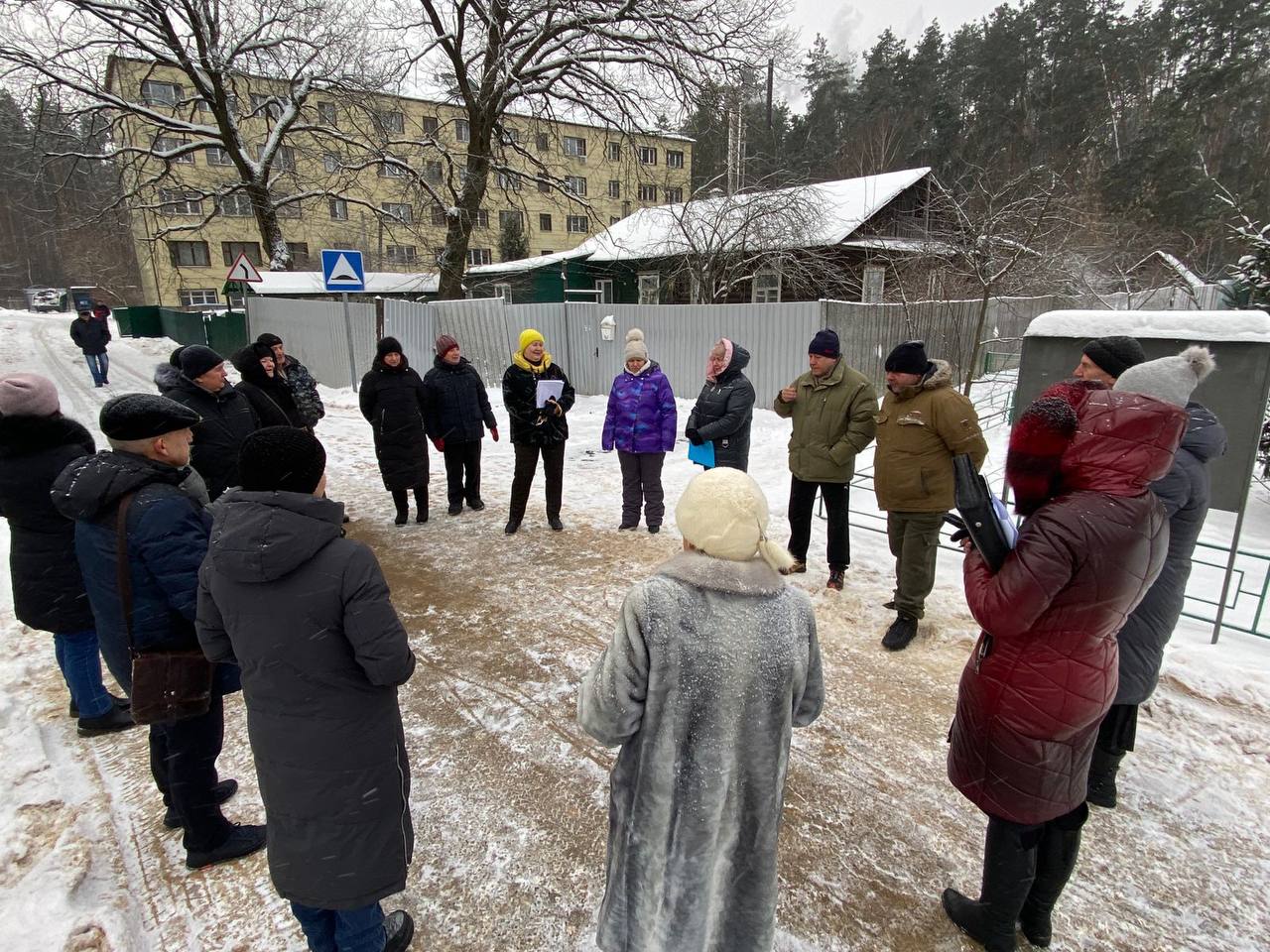 Сходы жителей прошли в Сергеевке и в Леспроекте