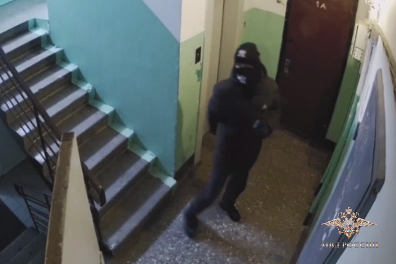 В Подольские полицейские задержали подозреваемых в совершении мошенничеств в отношении пенсионеров