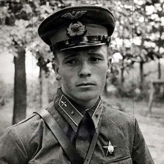 Подвиг над Подольском Подвиг над Подольском