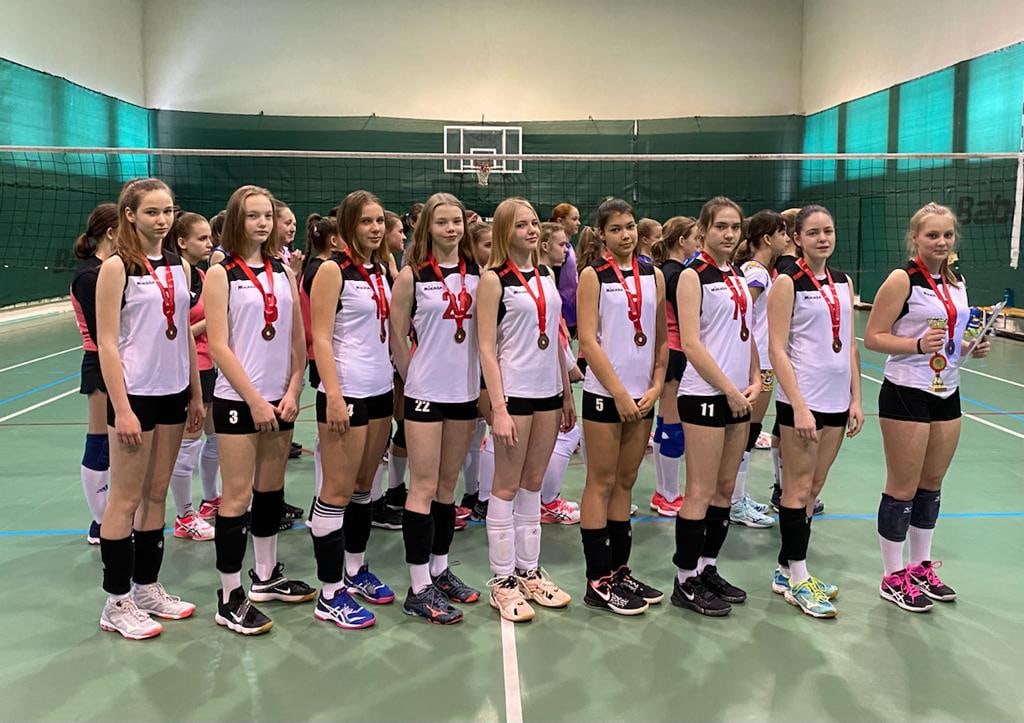Юные подольчанки стали бронзовыми призерами областного первенства