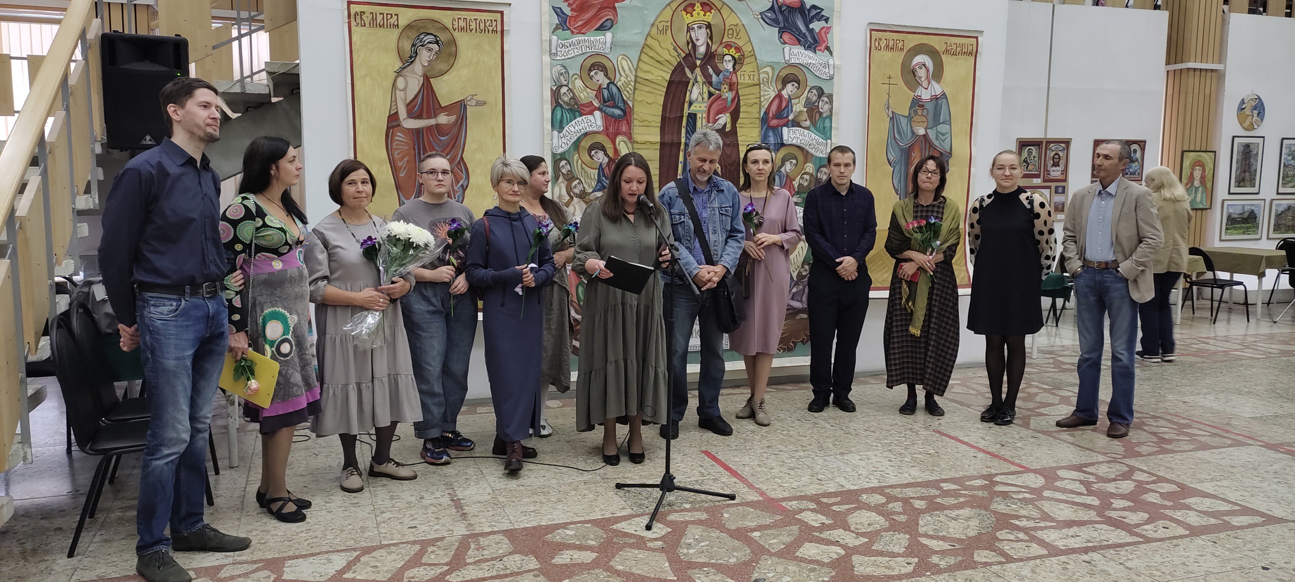 В Подольском выставочном зале состоялось открытие выставки "Разные и интересные"