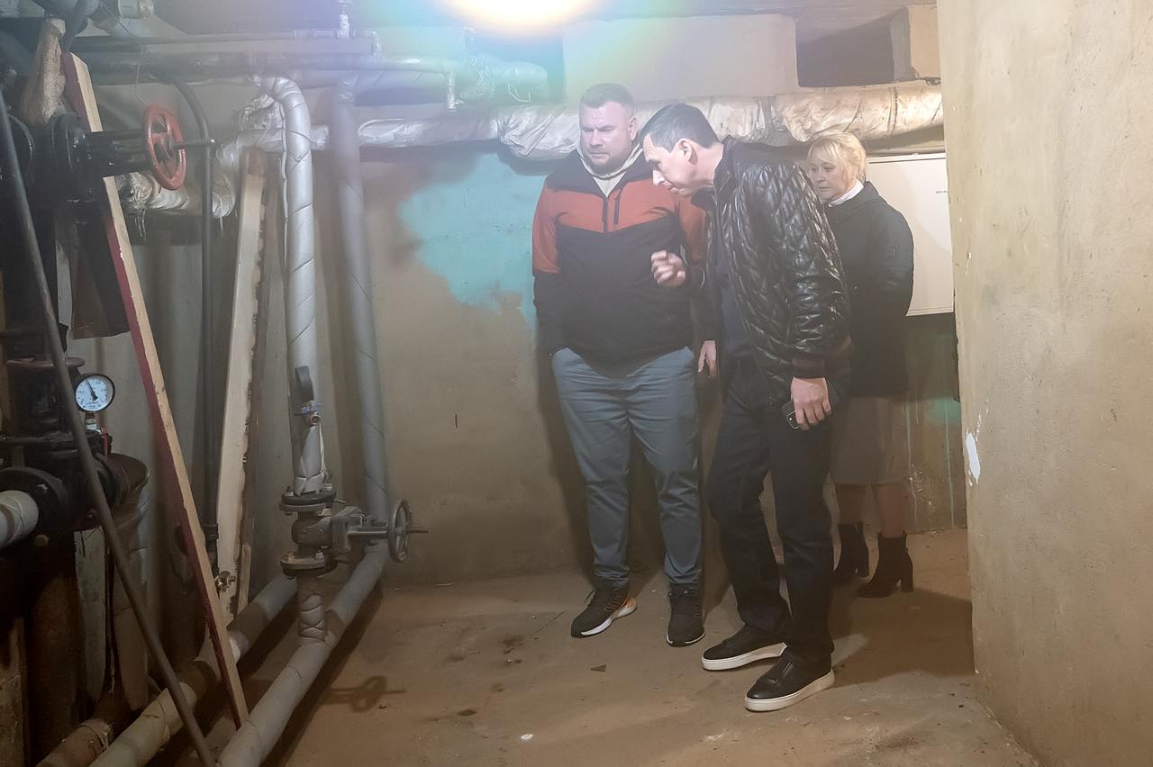 Обход в Межшоссейном микрорайоне провел заместитель главы Подольска Александр Мамлай