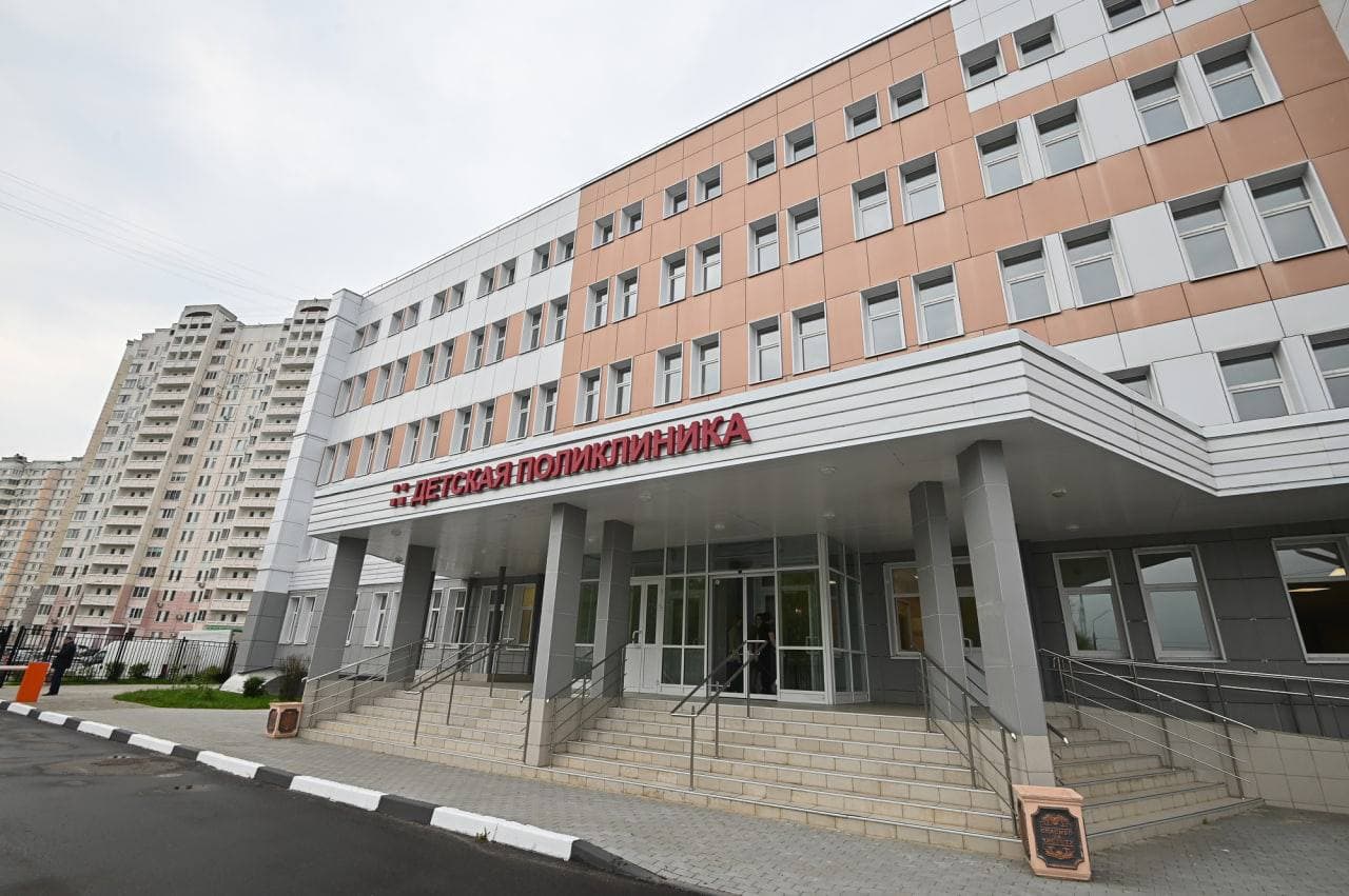 Поликлинику на Ленинградской должны открыть в этом году